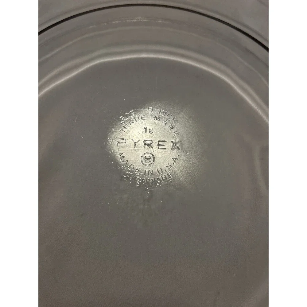 Vintage Pyrex Amber and Clear 9 Inch Round Pie Plate Glass Baking Dish Lot of 2